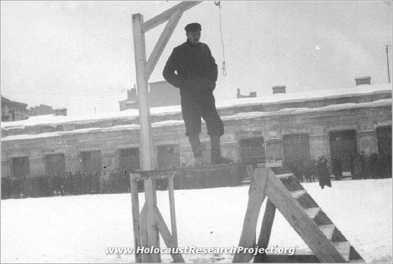 Gallows at Majdanek